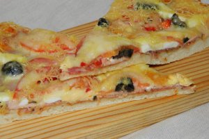 Pizza cu ou