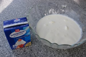 Aprikosenparfait Torte (Tort parfait de caise)