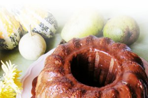 Guguluf cu pere si ciocolata