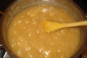 Prajitura cu crema de pere