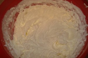 Prajitura cu crema de pere