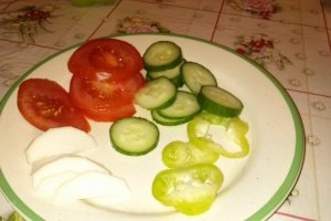 Sandvis cu crema de branza, ridichi