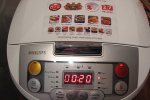 Spaghete cu zacusca si ton, la multicooker