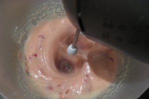 Briose cu dulceata de trandafir
