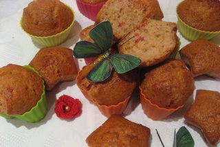 Briose cu dulceata de trandafir