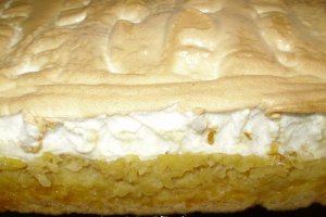 Desert prajitura cu mere si bezea
