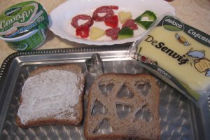 Sandwich cu "inimioare"
