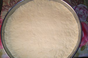 Pizza XXL cu blat pufos