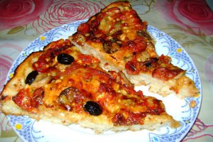 Pizza XXL cu blat pufos