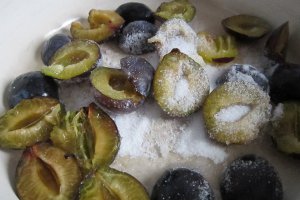 Tort cu crema de prune