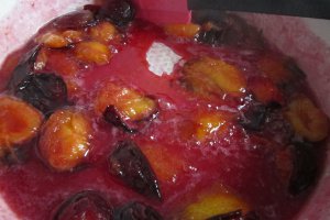 Tort cu crema de prune