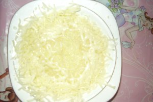 Mamaliguta pentru bebelusi cu branza gouda