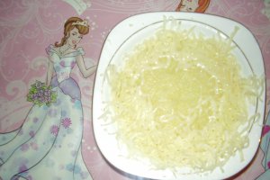 Mamaliguta pentru bebelusi cu branza gouda