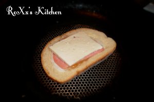 Sandwich cald cu ou