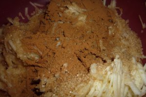 Tarta rustica cu mere si gem de mere