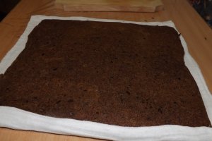 Rulada cu banane si crema de lamaie