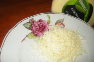 Ravioli al funghi cu sos de smantana si ciuperci