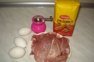 Snitele din pulpa de porc