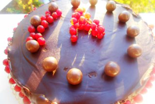 Tort cu mascarpone si ganache