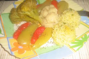 Orez si legume la aburi