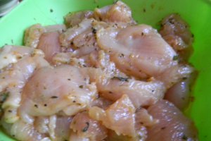 Frigarui cu  pui si zucchini