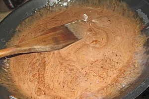 Prajitura cu frisca si piersici