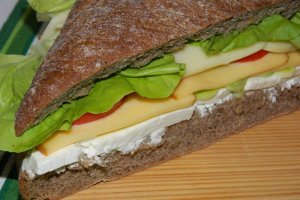 Sandvis quatro formaggi