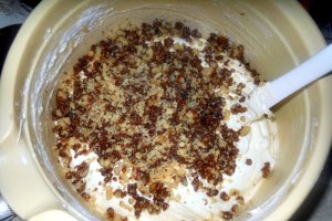 Tarta cu banane,nuci si crema de vanilie