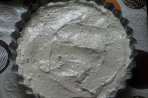 Tarta cu banane,nuci si crema de vanilie