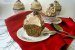 Cupcakes cu ciocolata si visine din visinata-3