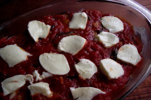 Penne rigate cu vinete si mozzarella