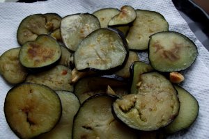 Penne rigate cu vinete si mozzarella