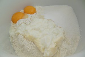 Placinta cu branza dulce "Floarea soarelui"