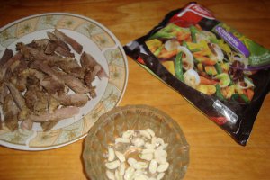 Ceafa de porc cu legume chinezesti