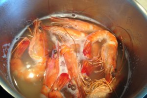 Paella cu fructe de mare
