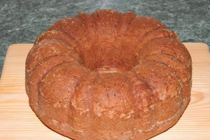 Guguluf cu pere si ciocolata