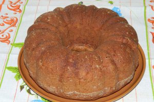 Guguluf cu pere si ciocolata