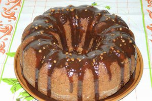 Guguluf cu pere si ciocolata