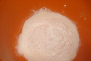 Tortulet cu doua creme