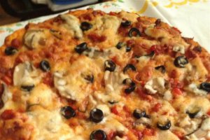 Pizza Quatro Stagioni de casa