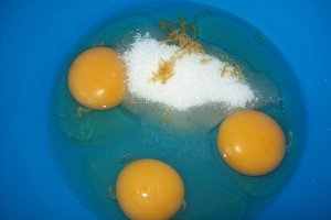 Crema de lapte si oua