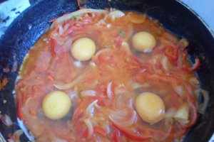 Oua cu legume in stil turcesc (Menemen)