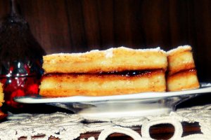 Prajitura cu crema de gris (de post)
