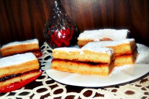 Prajitura cu crema de gris (de post)