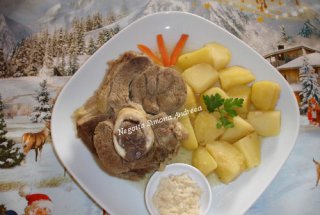 Rasol de vita cu hrean si cartofi nature