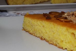 Revani, prajitura insiropata cu gris