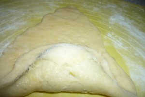 Cornulete fragede cu gem