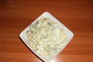 Paste cu branza, smantana si marar