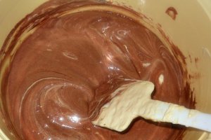 Prajitura cu mousse de frisca si rom