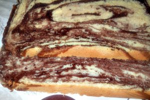 Prajitura cu mousse de frisca si rom